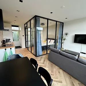  Apartment Eight Niederlande