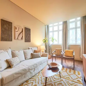 https://casa-com-alma-portuguesa-top-location-cais-do-sodre.hotels-lisbon-portugal.com