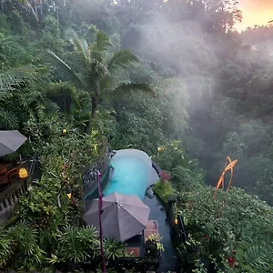  Villa Bidadari Private & Retreat Indonesien